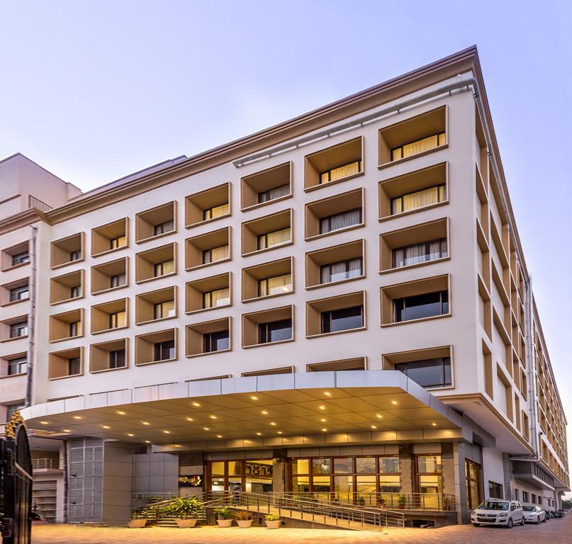 Hotel Saptagiri Hajdarábád Exteriér fotografie